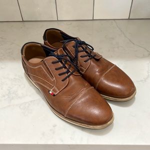 {Tommy Hilfiger}Mens Sz 9.5 Brown Lace Up Shoes